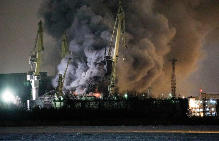 Причиной пожара на "Северной верфи" могло стать нарушение правил пожарной безопасности Причиной пожара на "Северной верфи" могло стать нарушение правил пожарной безопасности