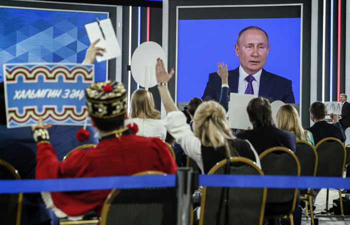 Путин счел, что СССР развалили внутренние силы, обслуживающие чужие интересы Путин счел, что СССР развалили внутренние силы, обслуживающие чужие интересы