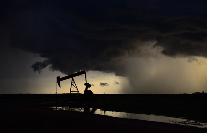 Цены на нефть обновили семилетние рекорды на опасениях по поводу поставок Цены на нефть обновили семилетние рекорды на опасениях по поводу поставок