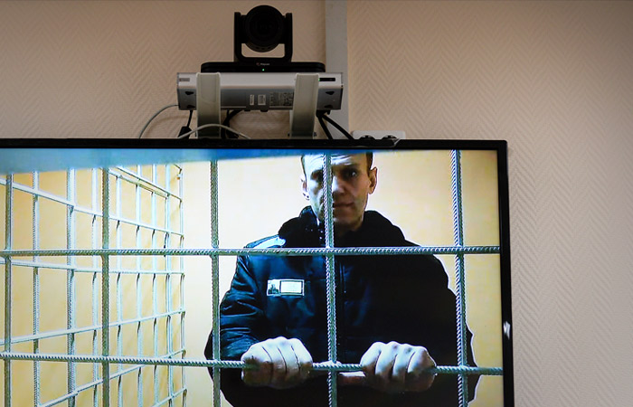 Навальный внесен в реестр террористов и экстремистов Росфинмониторинга Навальный внесен в реестр террористов и экстремистов Росфинмониторинга