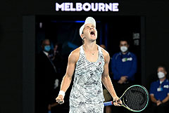 Первая ракетка мира Барти впервые в карьере выиграла Australian Open