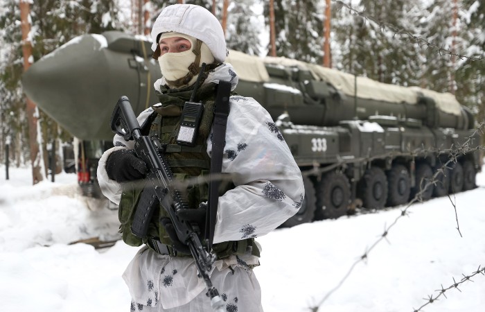 Россия завершила проверку боеготовности войск Западного военного округа Россия завершила проверку боеготовности войск Западного военного округа