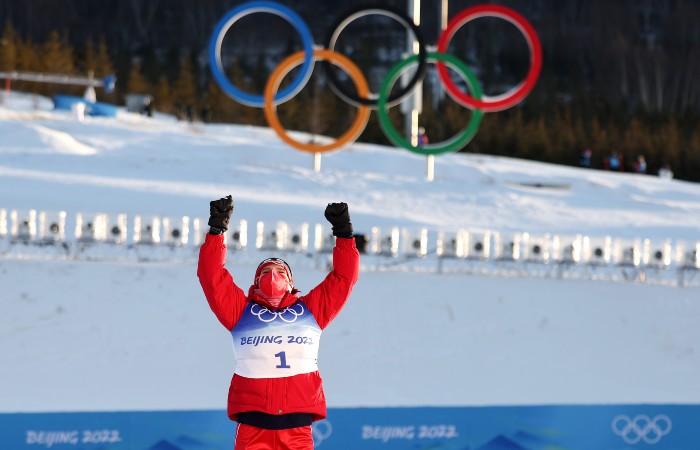 Россияне заработали две награды в первый медальный день Олимпиады-2022