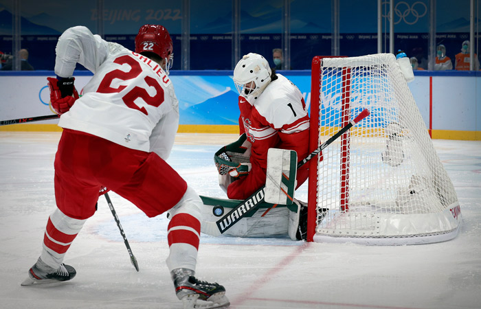 Сборная России по хоккею победила Данию на Олимпиаде