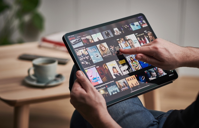 Netflix ������������ ������ ��� ������ ��������� � ������