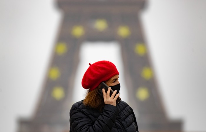 ����� ������� ��������� COVID-19 � ���� ��������� 445 ���