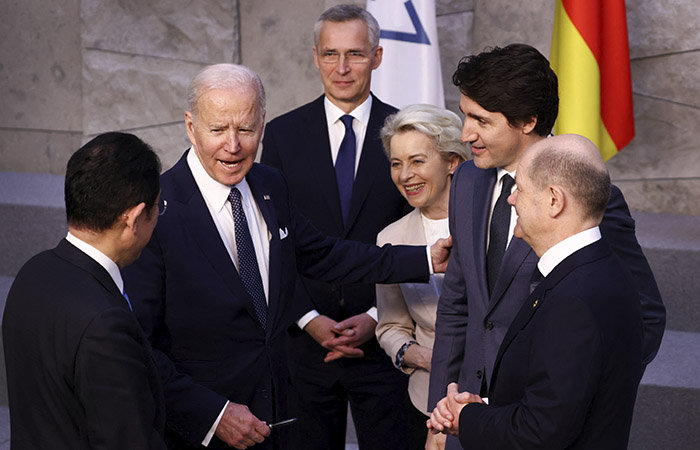 ������ G7 ��������� ������������� ���������� ����������������� ������