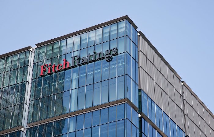 Fitch �������� ���������� �������� ������