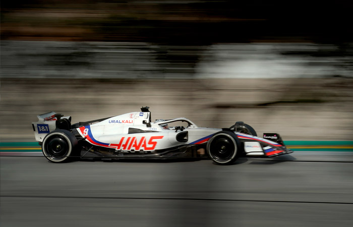 Команда "Формулы-1" Haas отказалась возвращать "Уралкалию" спонсорские $13 млн