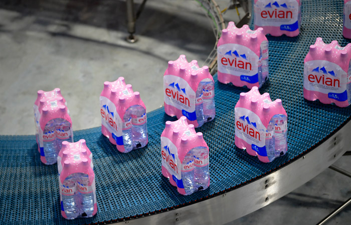 Danone ���������� ������ � �� ��������� ������� evian � Alpro