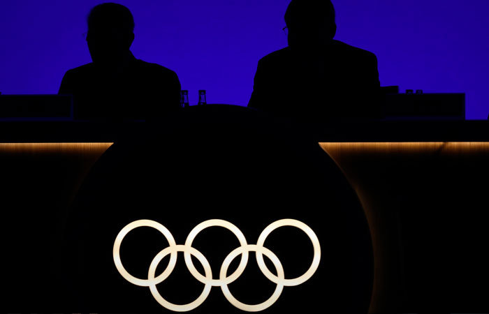 МОК отложил решение по допуску россиян до Олимпийских игр