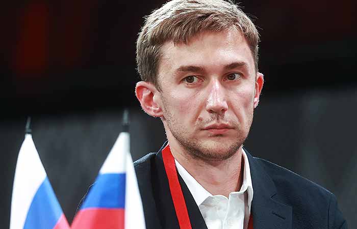 Карякин выступил категорически против участия в Кубке мира без флага РФ
