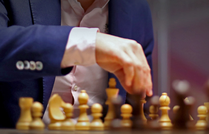Российским шахматистам продлили разрешение выступать под флагом ФИДЕ
