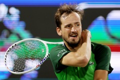 Даниил Медведев проиграл в полуфинале турнира в Дубае