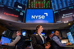 Dow Jones  S&P 500    
