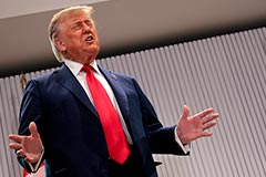 Трамп заявил, что Иран должен полностью отказаться от разработки ядерного оружия Трамп заявил, что Иран должен полностью отказаться от разработки ядерного оружия