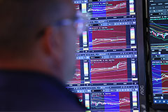 Уолл-стрит закрылась в плюсе, S&P 500 и Nasdaq обновили рекорды Уолл-стрит закрылась в плюсе, S&P 500 и Nasdaq обновили рекорды