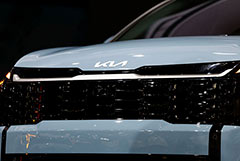 Kia    79,8 .  Sportage      ABS