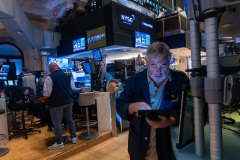 Рынок акций США вырос в среду, S&P 500 обновил рекорд Рынок акций США вырос в среду, S&P 500 обновил рекорд