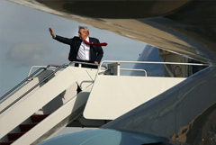 Трамп не подтвердил сообщения о том, что принял решение об ударах по Венесуэле Трамп не подтвердил сообщения о том, что принял решение об ударах по Венесуэле