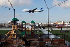 В США из-за шатдауна отменены около 600 внутренних рейсов В США из-за шатдауна отменены около 600 внутренних рейсов