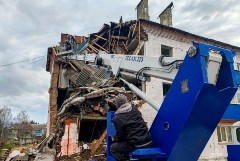 Спасатели завершили работы на месте обрушения части дома в Тульской области Спасатели завершили работы на месте обрушения части дома в Тульской области