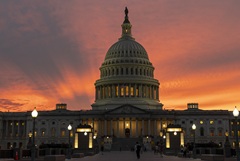 Сенат США продолжит работу до достижения соглашения о прекращении шатдауна Сенат США продолжит работу до достижения соглашения о прекращении шатдауна