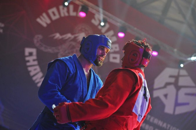 Михаил Кошурников и Ислом Норисов (слева направо)