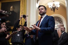 Вэнс считает, что переговоры Трампа и Путина необходимы для урегулирования конфликта на Украине Вэнс считает, что переговоры Трампа и Путина необходимы для урегулирования конфликта на Украине