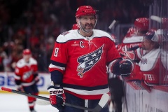 Овечкин обновил принадлежащий ему снайперский рекорд в НХЛ Овечкин обновил принадлежащий ему снайперский рекорд в НХЛ