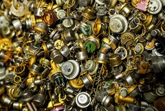 Запрет на вывоз отходов и лома драгметаллов из РФ вновь продлен на полгода Запрет на вывоз отходов и лома драгметаллов из РФ вновь продлен на полгода