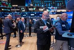 Фондовые индексы США выросли вслед за акциями технологических компаний Фондовые индексы США выросли вслед за акциями технологических компаний