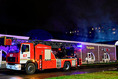 Пожар на Правобережном рынке в Петербурге потушен Пожар на Правобережном рынке в Петербурге потушен