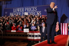 Трамп назвал пошлины своим любимым словом Трамп назвал пошлины своим любимым словом