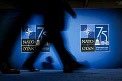 В Кремле считают краеугольным вопрос гарантий невступления Украины в НАТО В Кремле считают краеугольным вопрос гарантий невступления Украины в НАТО