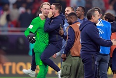 Российский вратарь ПСЖ отразил четыре пенальти и выиграл Межконтинентальный Кубок Российский вратарь ПСЖ отразил четыре пенальти и выиграл Межконтинентальный Кубок