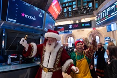 Уолл-стрит выросла Уолл-стрит выросла