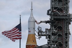 ������ � �������� ������������ ������ ������ Artemis II ����������� �� ��������� ��������