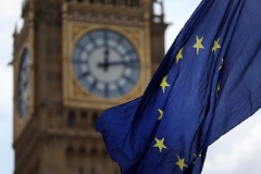 ЕС приветствует отказ Трампа от введения дополнительных пошлин ЕС приветствует отказ Трампа от введения дополнительных пошлин