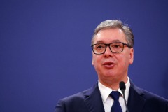 Президент Сербии подписал ряд законопроектов, затрудняющих сближение с ЕС Президент Сербии подписал ряд законопроектов, затрудняющих сближение с ЕС