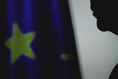 Bloomberg сообщил о тайных переговорах в Европе о ядерном сдерживании своими силами Bloomberg сообщил о тайных переговорах в Европе о ядерном сдерживании своими силами