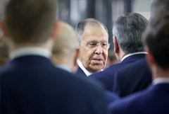 Лавров заявил, что РФ не ставит сроков по урегулированию ситуации на Украине Лавров заявил, что РФ не ставит сроков по урегулированию ситуации на Украине