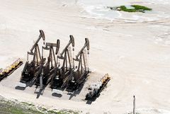 Страны МЭА высвободят почти 412 млн баррелей нефти из стратрезервов Страны МЭА высвободят почти 412 млн баррелей нефти из стратрезервов