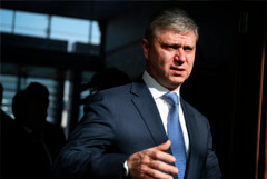 Белозеров переназначен главой РЖД еще на пять лет Белозеров переназначен главой РЖД еще на пять лет