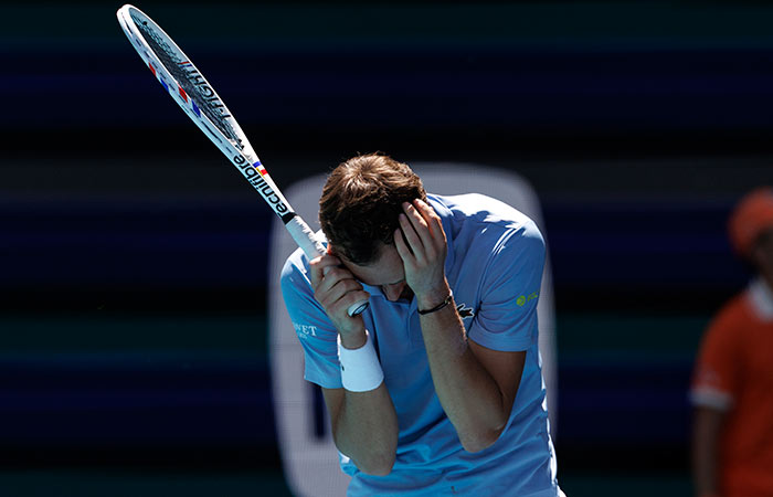 Даниил Медведев с двойной "баранкой" проиграл на турнире Masters