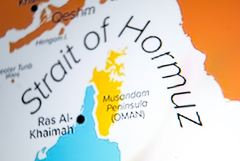 Трамп заявил, что США приступают к разминированию Ормузского пролива Трамп заявил, что США приступают к разминированию Ормузского пролива