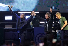 Фил Коллинз, Iron Maiden, Oasis и Wu-Tang Clan включены в Зал славы рок-н-ролла Фил Коллинз, Iron Maiden, Oasis и Wu-Tang Clan включены в Зал славы рок-н-ролла