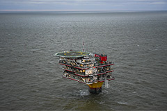 Думе предложили разрешить уничтожать БПЛА над нефтегазовыми платформами на Каспии Думе предложили разрешить уничтожать БПЛА над нефтегазовыми платформами на Каспии