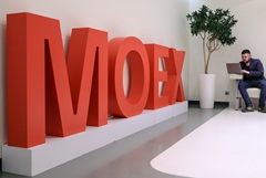 ����� ����� �� �������� � �������� ������ ������ ������� IMOEX2 �� 0,3%