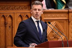 Мадьяр стал премьером Венгрии Мадьяр стал премьером Венгрии